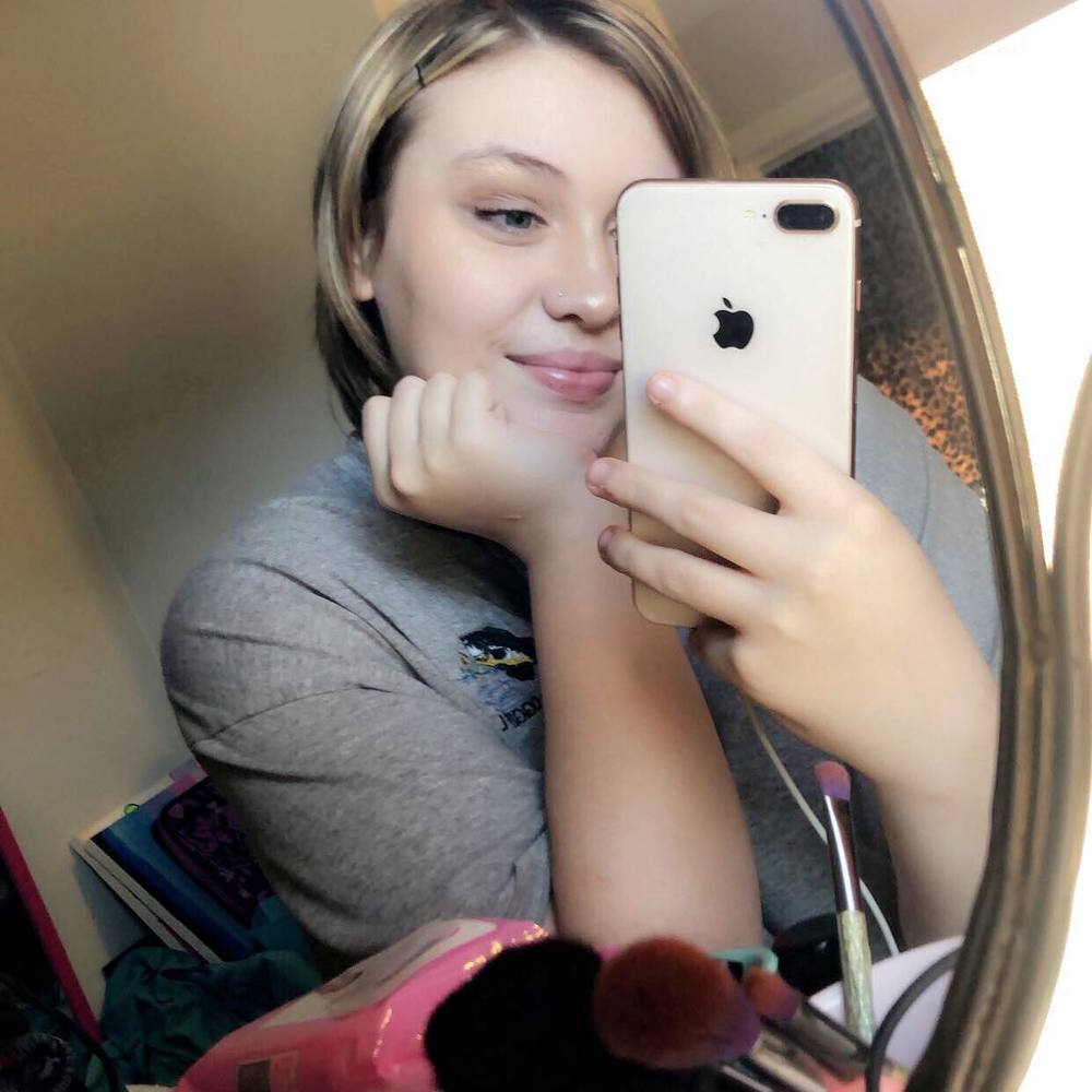 Meet your Posher, Marissa